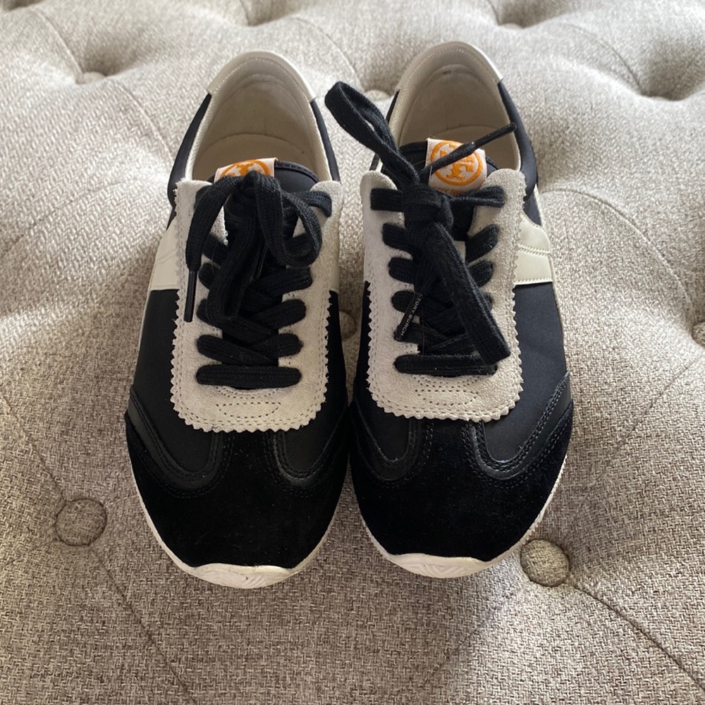 Tory Burch Hank Sneaker 6.5